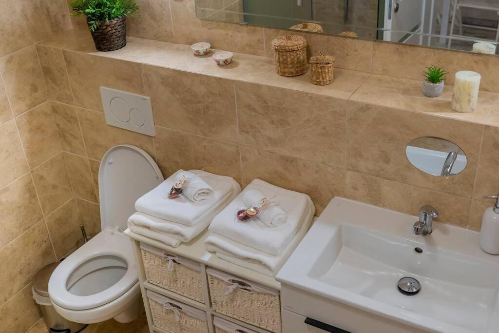 Provensalsky Rodinny Apartman Mandolina Bojnice Exteriör bild